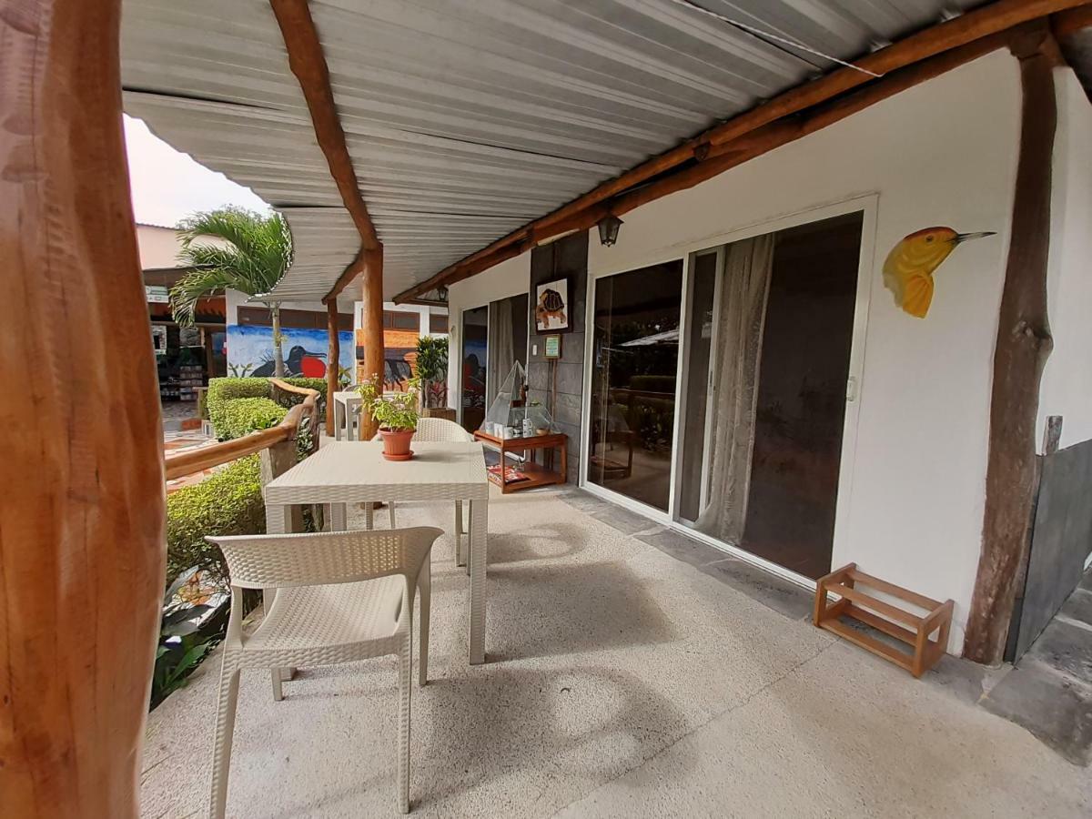 Suymar Ecolodge Galapagos ปูแอร์โตอาโยรา ภายนอก รูปภาพ